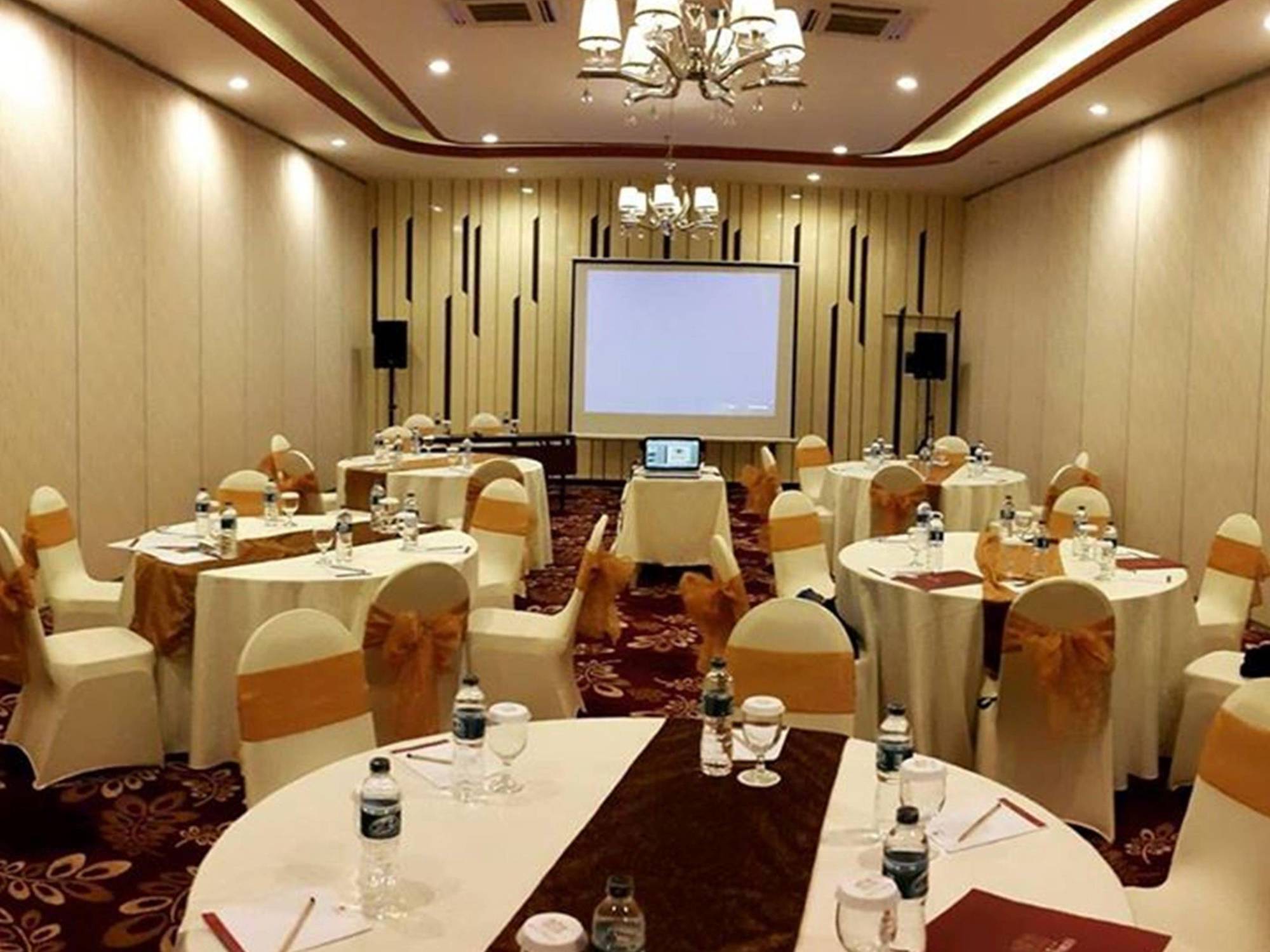 Agria Hotel Bogor Exterior photo