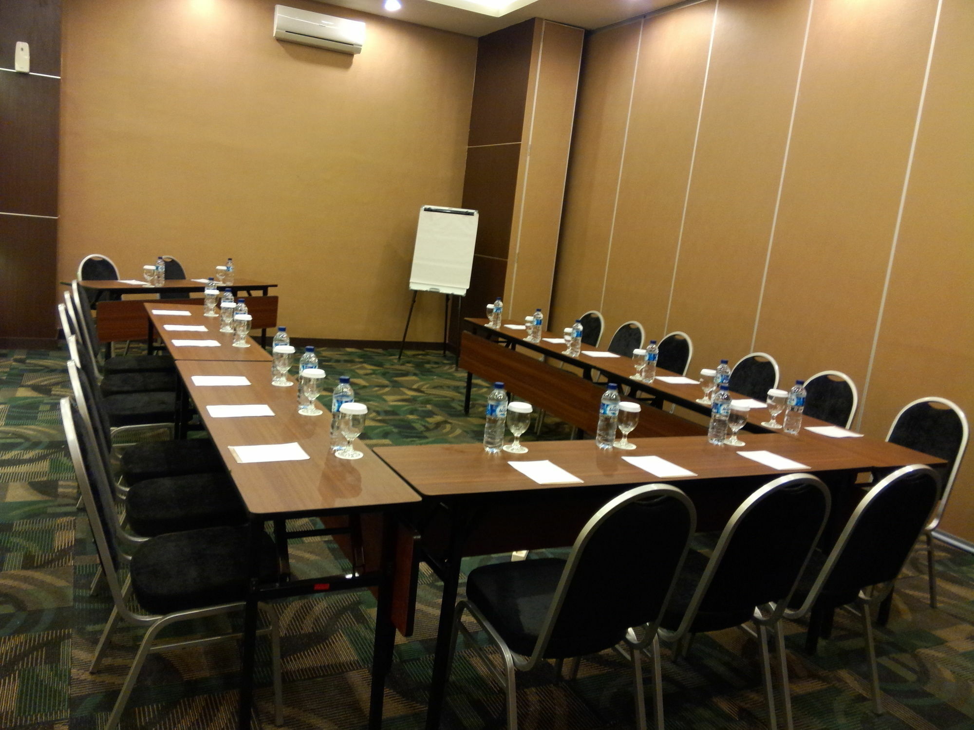 Agria Hotel Bogor Exterior photo
